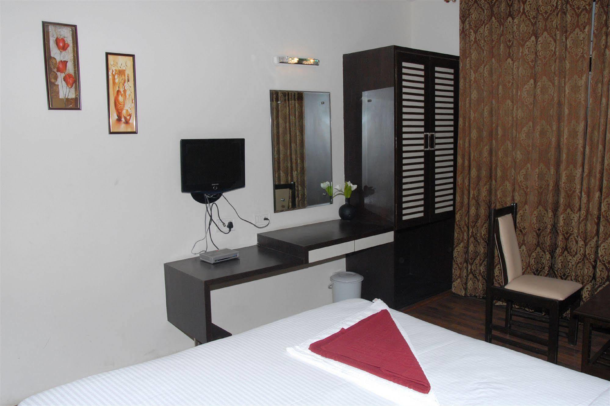 Hotel Enzo International Bengaluru Zewnętrze zdjęcie