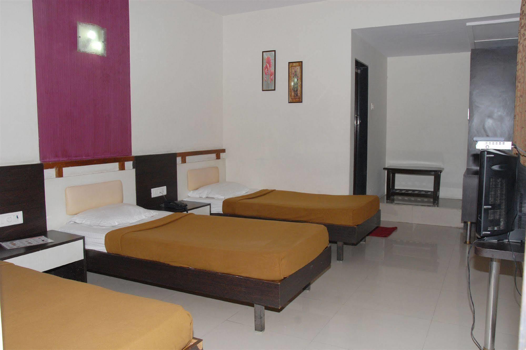 Hotel Enzo International Bengaluru Zewnętrze zdjęcie